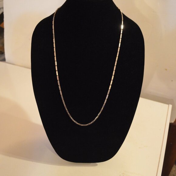 MONET Necklace Silver Tone Chain Blocked Rectangulars Linked Rings Fastener 15' - Picture 7 of 9